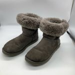 UGG  MID CALF BOOTS Photo 6