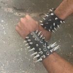 6 PCs Set Gothic PU leather Spike Bracelets “ THE SPIKE GOD “ Pack Black Photo 2