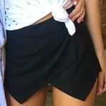 Black Envelop Skort Photo 0