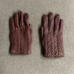 Coach  Burgundy Leather Gloves Photo 1