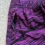 Lululemon Double Time Polar Pink Black Women's Reversible Running Shorts Size 2 Photo 6
