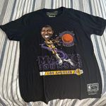 Basketball Shirt Size M Photo 0