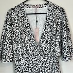 BCBGeneration NWT  Black and White Animal Print Wrap Dress - Size: 12 Photo 5