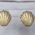 Vintage Stud Earrings For Pierced Ears 7/8" Gold Tone Flourish Photo 0