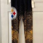 NFL  STEELERS WOMENS LEGGINGS SIZE M brand new inseam 29” see all photos Photo 0