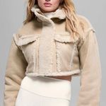Alo Yoga NWT  Faux Shearling Cropped Snowfall Jacket Woodland Tan Size XS Photo 0