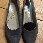 Salvatore Ferragamo Salvadore ferragamo gray suede pumps 8 Photo 0