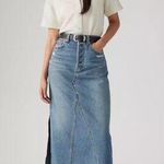 Levi's NWOT ® Premium LONG ICON SKIRT Light Wash Blue Denim Women’s Jean Skirt. Photo 0