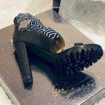 Donald Pliner NIB! Donald & Lisa Pliner Signature B&W+Python Leather High Platform Sandals 8.5 Photo 3