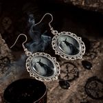 Gothic Vintage Style‎ Witch Photo 2