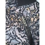 Athleta  Trekkie North Pull On‎ Shorts Mid Rise Kinetic Abstract Black Print 36" Photo 2