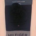 Tommy Hilfiger scarf and hat set Photo 0