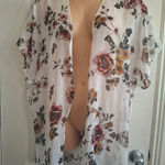 Maurices S/M Floral Kimono Cardigan White Size M Photo 0