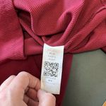 Burgundy Long Sleeve Ribbed Stretch Fitted Women’s Shirt Sz M NWOT Size M Photo 7