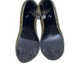 BCBGirls  Quilted Black Cap Toe Leather Pump Heels Size 8.5B Army Green Photo 2