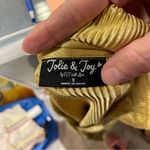 Cute golden mustard crinkle rib flare sleeve scallop hem crop button front top Gold Photo 4