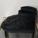 UGG  black printed suede ankle boots size 6 Photo 2