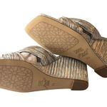 Badgley Mischka Jewel  Hype Knot Wedge Evening Sandals Silver Metallic 5.5 Photo 4