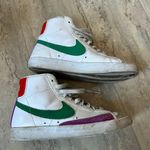 Nike Women’s  blazers Mid 77 Photo 0