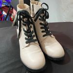Coconuts by Matisse wo size 8.5 Cream HINT OF PINK HUE Lace-Up ZIP Ankle Boots Photo 10