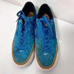 Nike  SB Zoom Pogo Plus Premium DUAL Sneakers DX6915 300 Green Size 9 Womens Photo 1