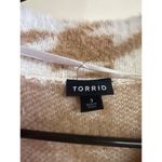 Torrid  3 houndstooth camel and ivory button up Sherpa jacket Photo 3