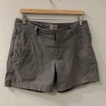 Royal Robbins  ALPINE ROAD SHORTS Size 8, 5" inseam Trim Fit Mid Rise drk grey‎ Photo 0