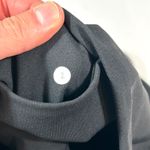 Lululemon ‎ Sunshine Salutation Legging Capri 2 Photo 4