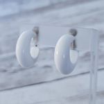 Vintage Clip On Earrings Chunky Retro Hoops White Photo 1