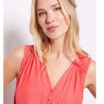 Evereve Women's medium  Mae Satin Gathered Tank Coral New with Tags Photo 4