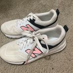 New Balance Shoes Women’s Photo 0