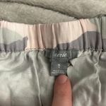 Aerie camo shorts Photo 2