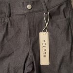 Yelete  Gray Pull On Capri Pants Size Small Photo 2