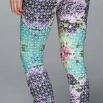 Lululemon Under Crop Leggings II Full-On Luon in Paradise Grid Very Green Multi Photo 1