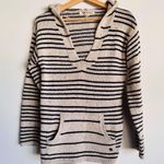 Roxy Women Mellie Hooded Long Sleeve Pullover Poncho Beachy Sweater Beige Size S Photo 10