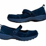 L.L.Bean  black suede hook & loop Mary jane’s size 6 Photo 1