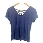 Women's Criss Cross V Photo 3