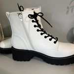 Madden Girl White Combat Boots Lace Up Ankle Booties Size 8 New In Box Photo 2