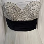 Jovani  White & Black Strapless Beaded Sweetheart Gown Size 0 Photo 2
