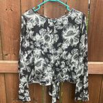Melrose and Market  Floral Hatchback Bell Sleeve Black Blouse Size Small NWT Photo 1