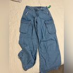 Gap New mid rise cargo pants Photo 2
