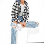 American Eagle Cropped Hooded Flannel Shirt Photo 0