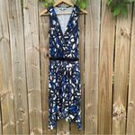 Trina Turk S Blue Black White Abstract Flower Surplice Jersey Knit Keegan Dress Photo 1