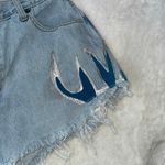 American Vintage  high rise jean shorts Photo 3