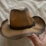 Buc-ee's  employee only hat  Photo 1