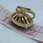 Trifari Vintage  ( crown) back facetted clip earrings Photo 4