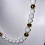 American Vintage VTG 80’s Elegant White and Gold Beaded Necklace 18”L Photo 2