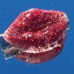 New Red Hot Lips Glitter Hair Clip Photo 1