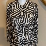 Laura Ashley 👀FINAL SALE 👉DONATING Laura Ahshley size PL petite L Large top jacket Photo 0