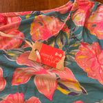 Simply Southern  Top NWT Medium Pink, Turquoise, white Flutter Sleeve  Crochet Photo 2